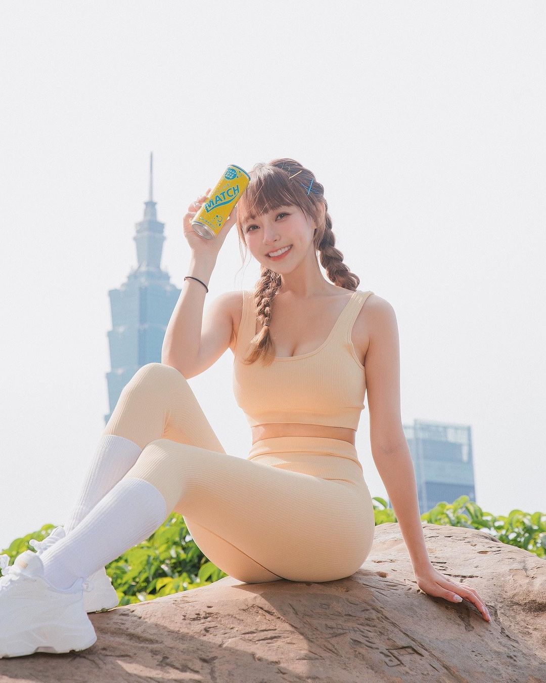【画像43枚】可愛すぎる台湾アイドル、リン・シャンのEカップ水着画像05