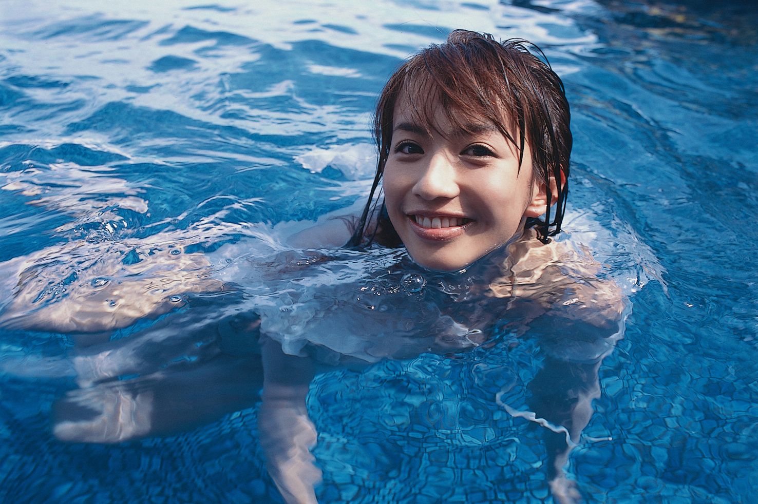 優木まおみのBカップエロ画像330枚！エロかしこい元祖高学歴グラドル！