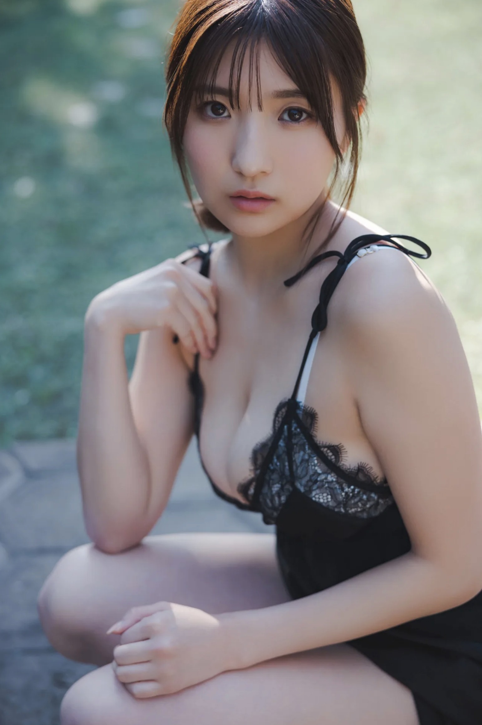 三田悠貴のGカップエロ画像176枚！グラビア界イチのふんわり“軟乳”！