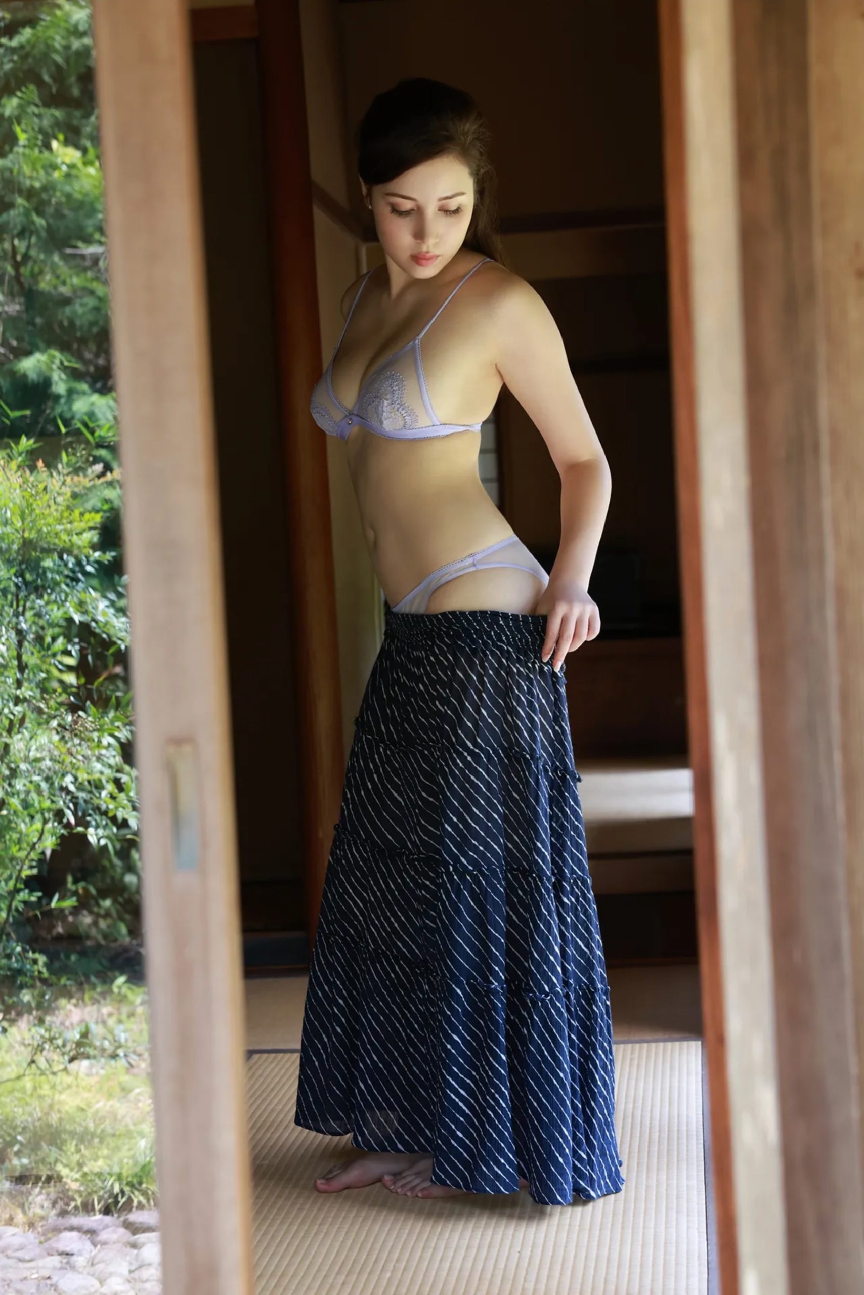 ミッシェル愛美のGカップエロ画像176枚！“令和の黒船”の衝撃露出！