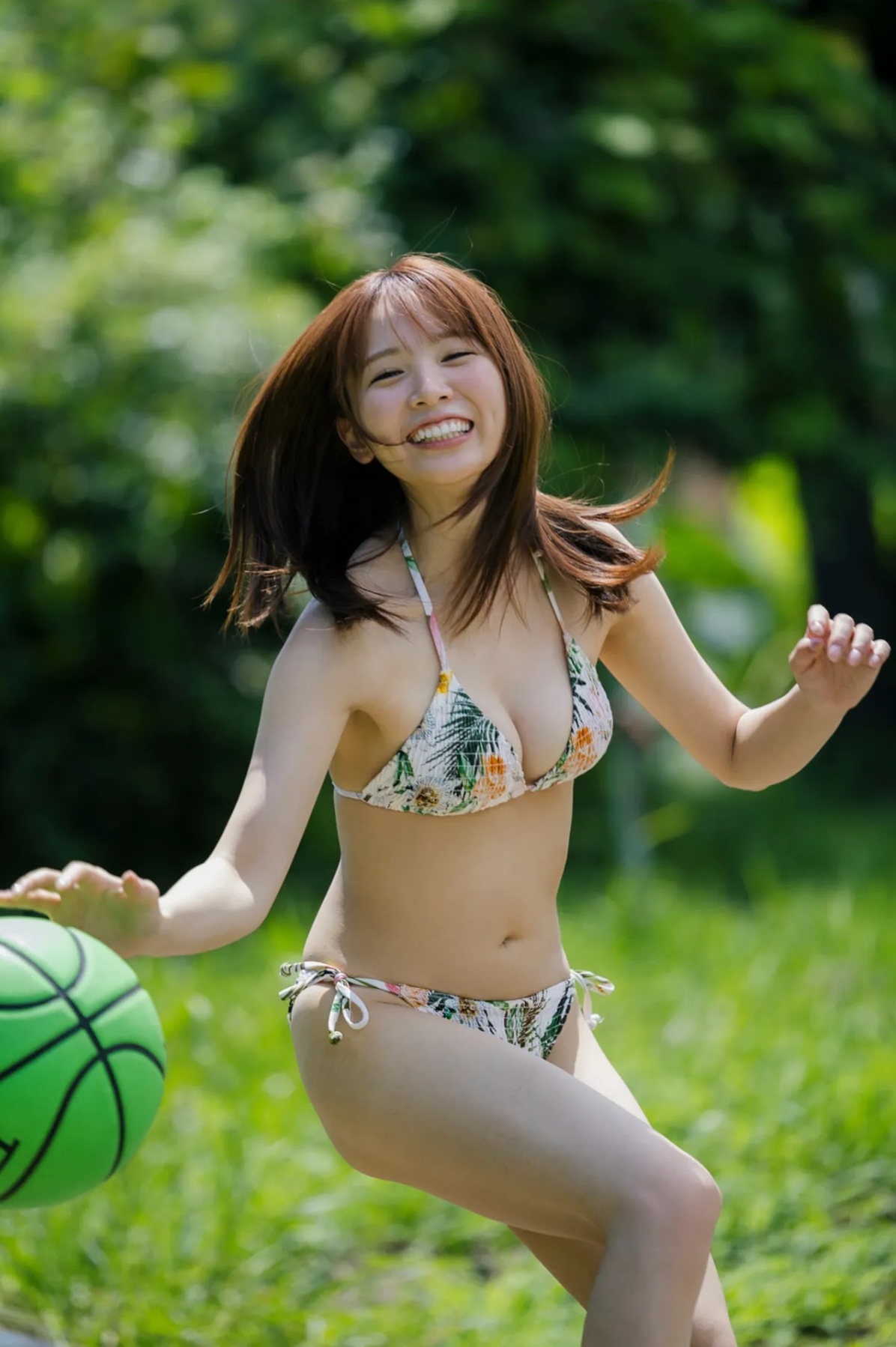 西村歩乃果の推定Cカップエロ画像161枚！元ヘアメイクからアイドルへ！